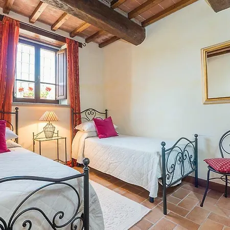 Sleeps 9 Pool Air Con Wifi וילה Galera