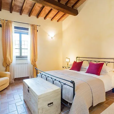 Sleeps 9 Pool Air Con Wifi וילה Galera